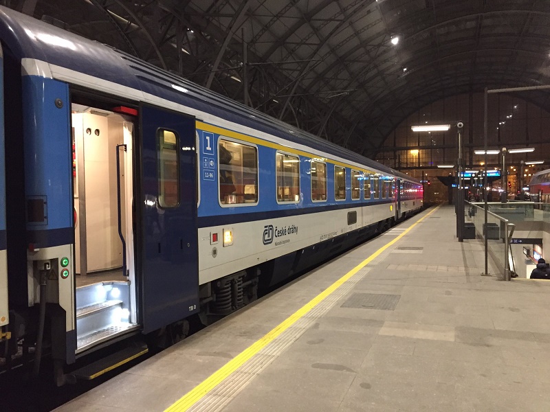prague station train