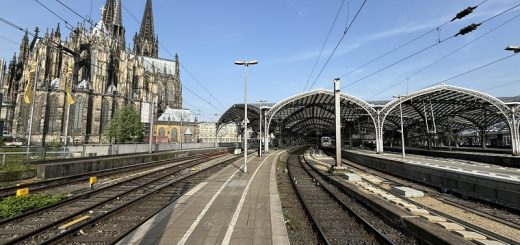Köln Hbf cologne main railway train station