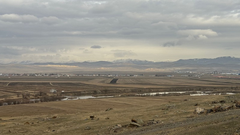 kars railway view