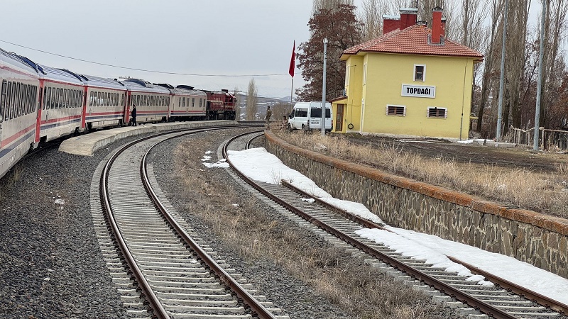 dogu express train turkey