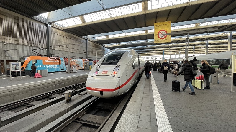 munich railway station deutsche bahn timetable 2026