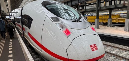 ice high-speed train amsterdam berlin