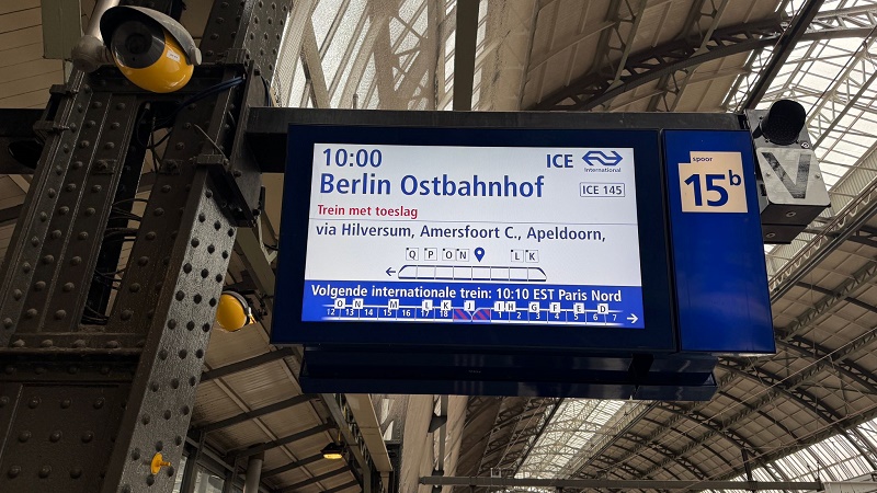 ice high-speed train amsterdam berlin