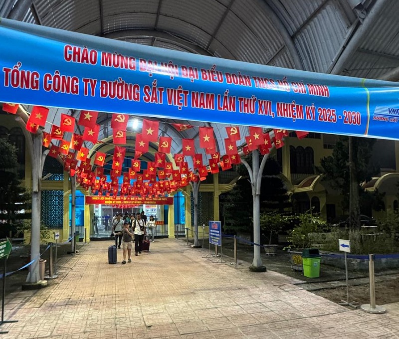 dong dang border station