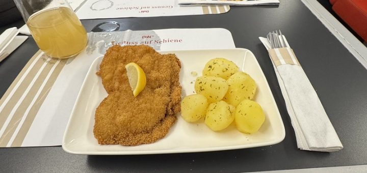 wiener schnitzel austrian dining car railjet train