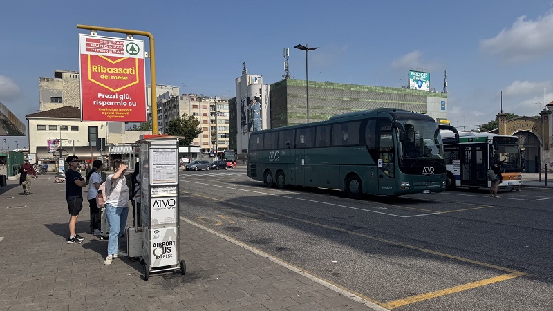 venice venezia mestre railway station airport train bus