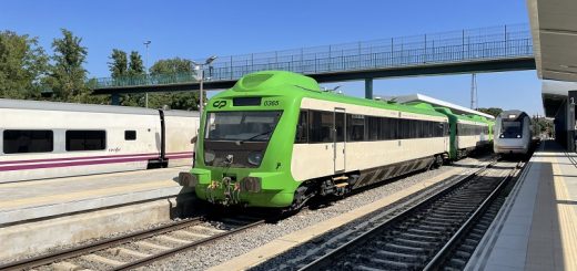 badajoz train spanish tickets tips