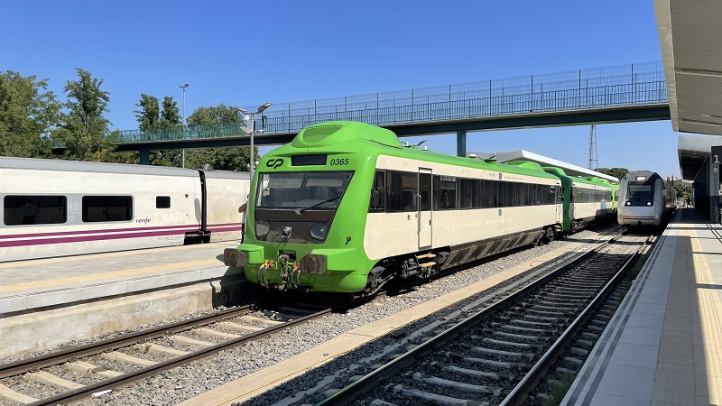 badajoz train spanish tickets tips