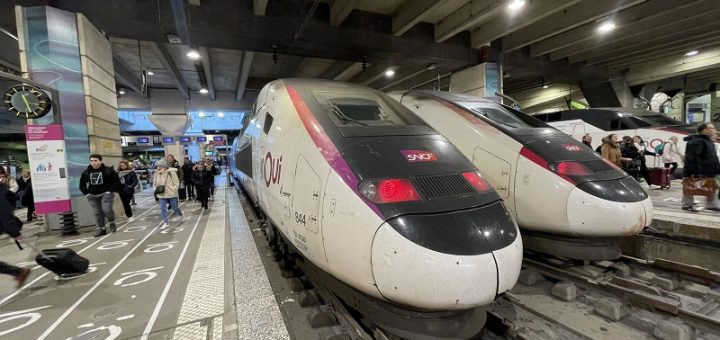 tgv high-speed train paris montparnasse hendaye san sebastian