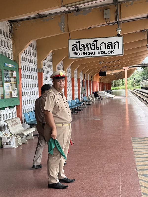 station master sungai kolok