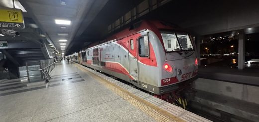 thai night train bangkok Krung Thep Aphiwat Central Station