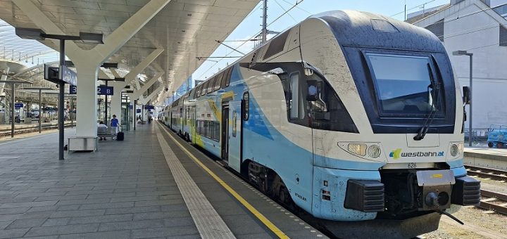 westbahn train salzburg hbf vienna