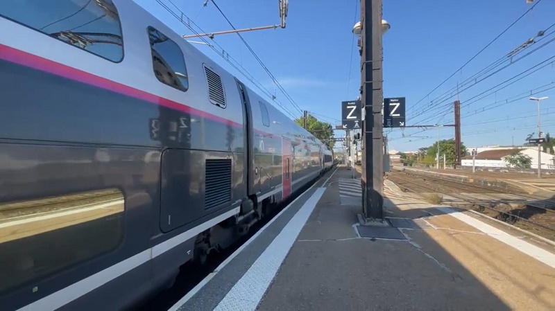 tgv high-speed train paris barcelona