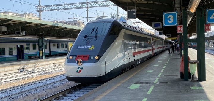trenitalia intercity train bari centrale