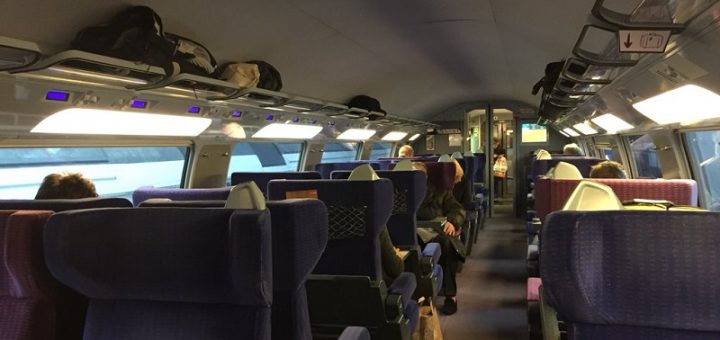 tgv lyria high-speed train paris geneva