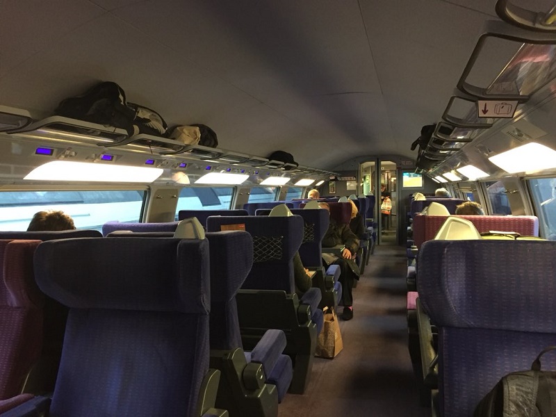 tgv lyria high-speed train paris geneva