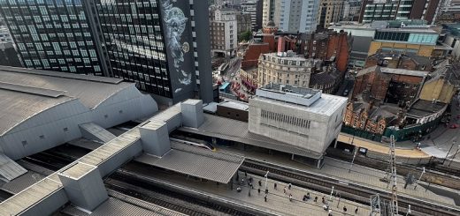 leeds railway station hotel hyatt place view