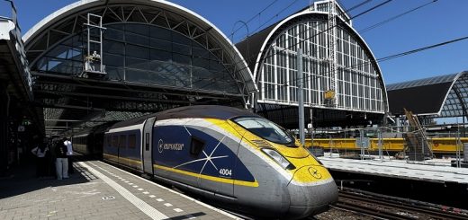 eurostar high-speed train london brussels antwerp amsterdam