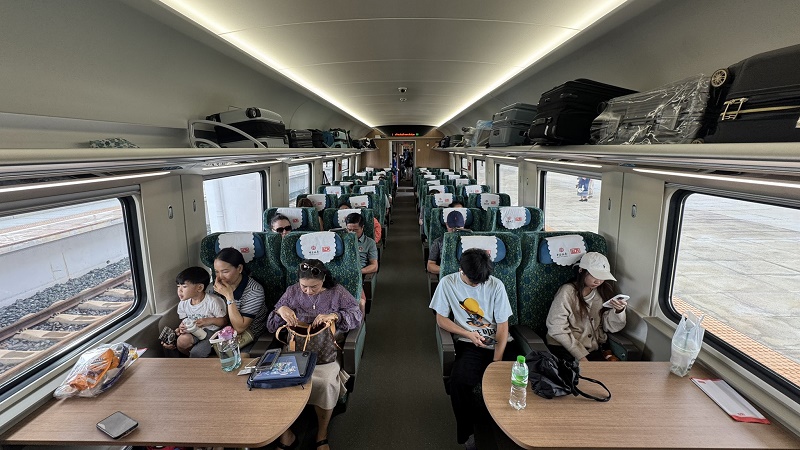 fist class seats laos high-speed train vientiane luang prabang