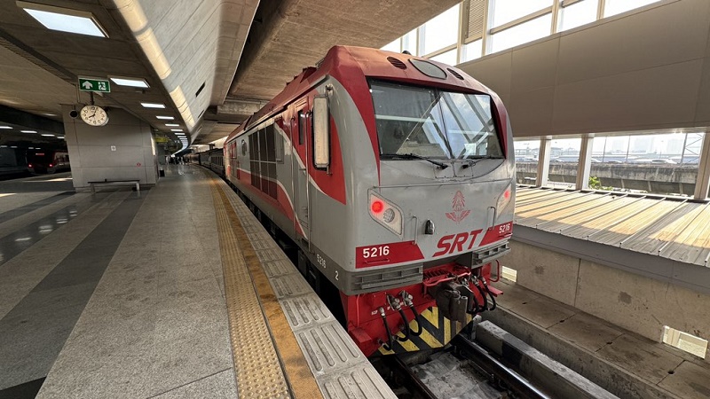 bangkok thailand train hua hin