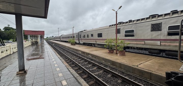 Bangkok Ubon Ratchathani train