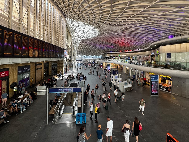 london king's cross railway station