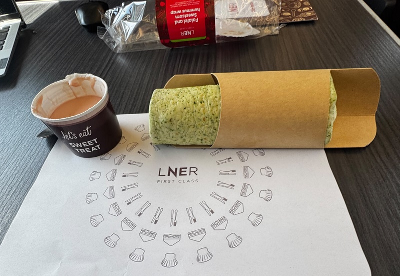 falafel hummus wrap