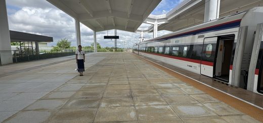 laos vientiane china luang prabang high-speed train