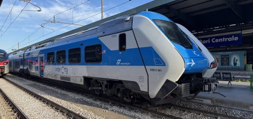 rail strike italy trenitalia intercity train