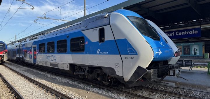 rail strike italy trenitalia intercity train