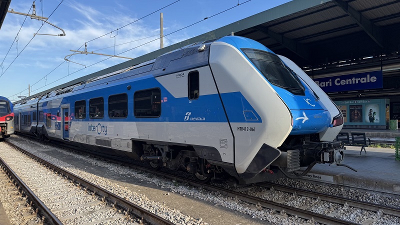 rail strike italy trenitalia intercity train