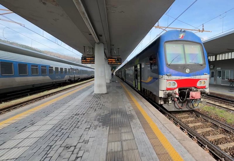 train nice ventimiglia savona genoa milan